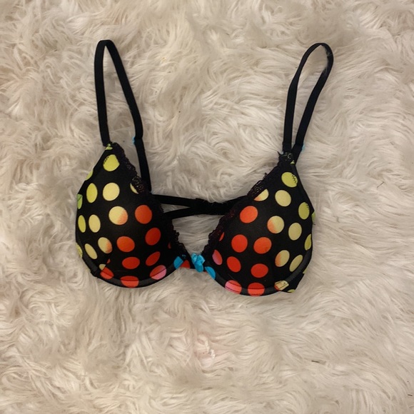 Front of the Loom Bra - 36B - Picture 2 of 4